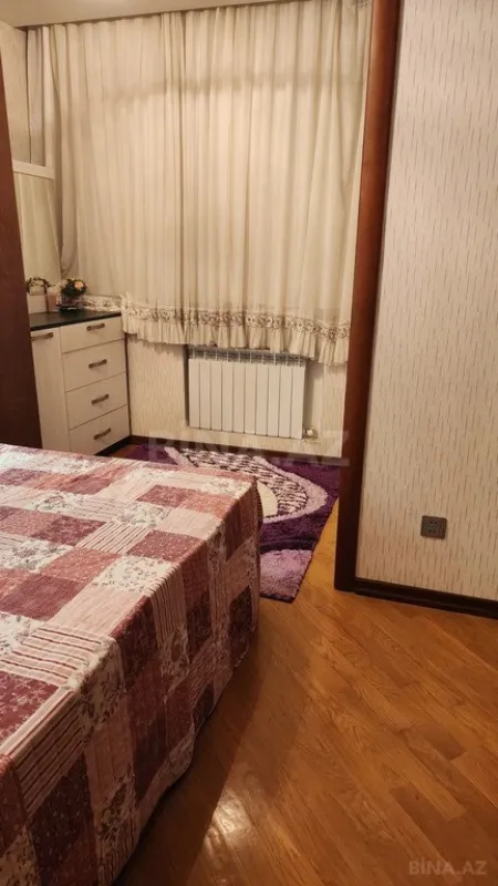Satılır 3 otaqlı mənzil 74 m²