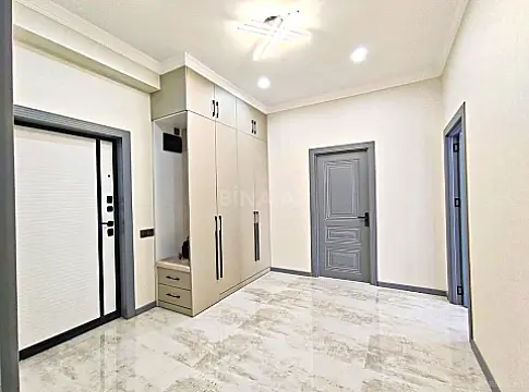 Satılır 2 otaqlı mənzil 84.7 m²