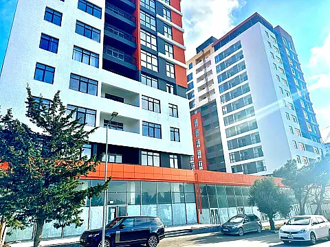 Satılır 2 otaqlı mənzil 84.7 m²