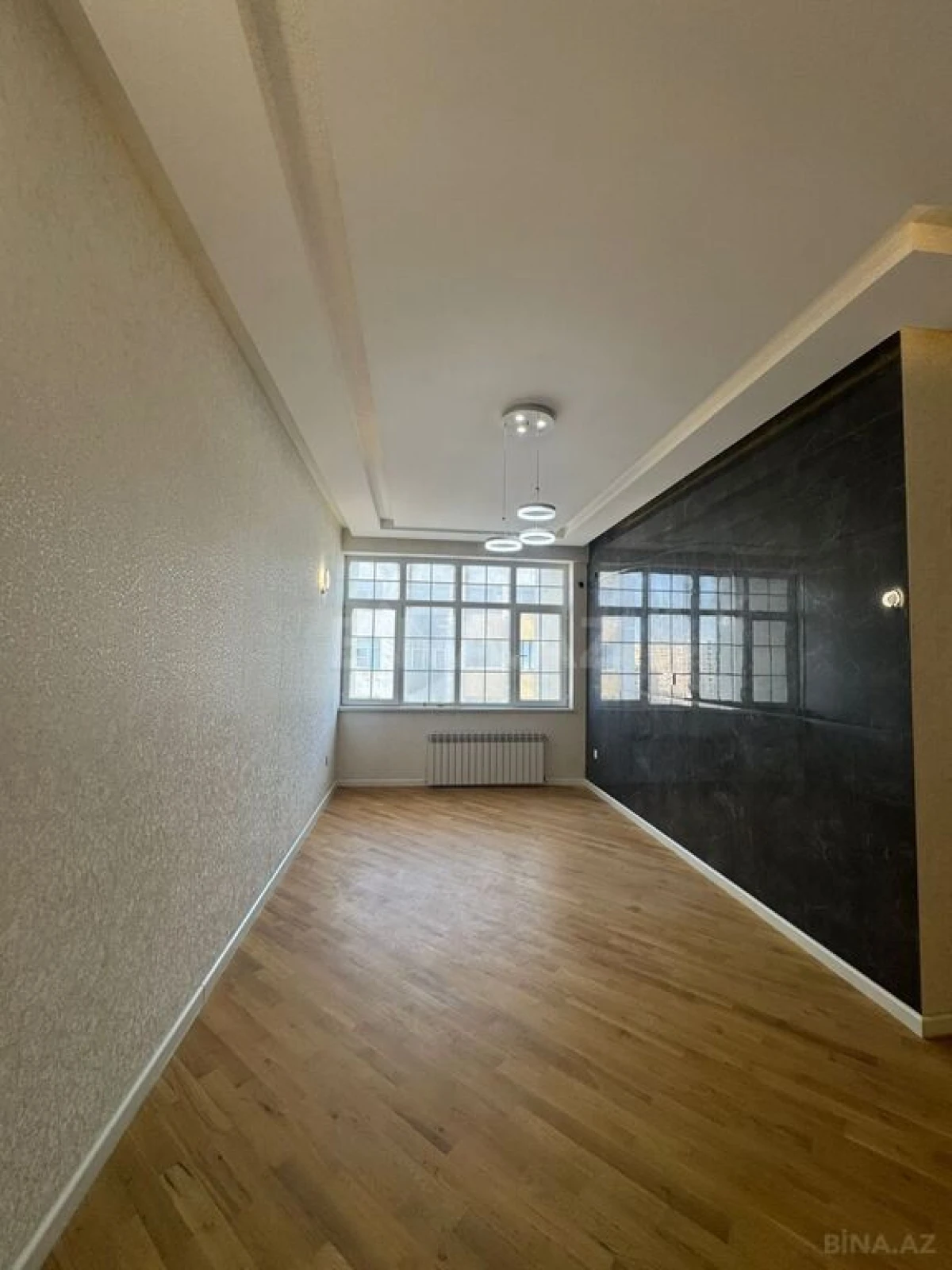 Kirayə verilir 2 otaqlı mənzil 72 m²