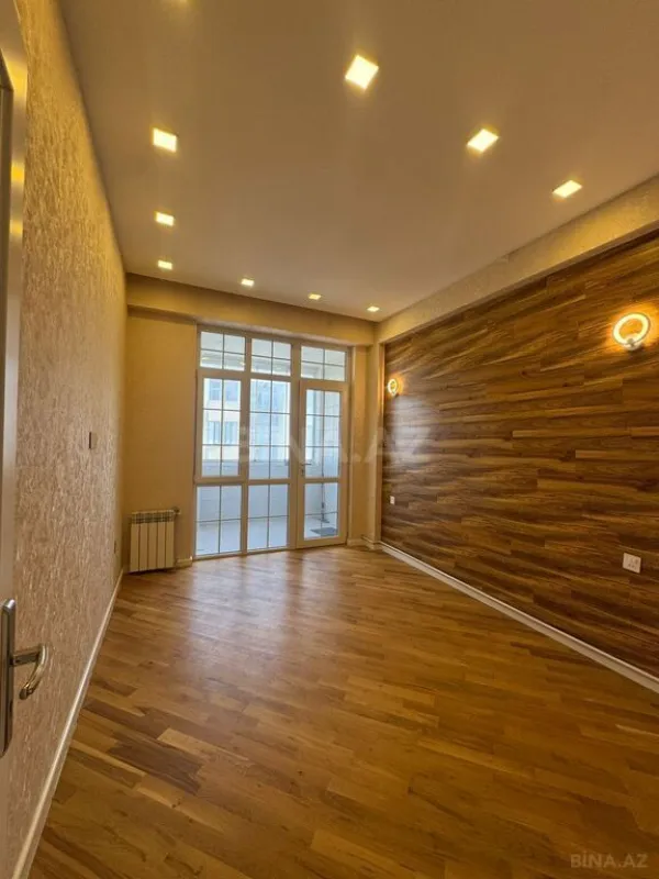 Kirayə verilir 2 otaqlı mənzil 72 m²