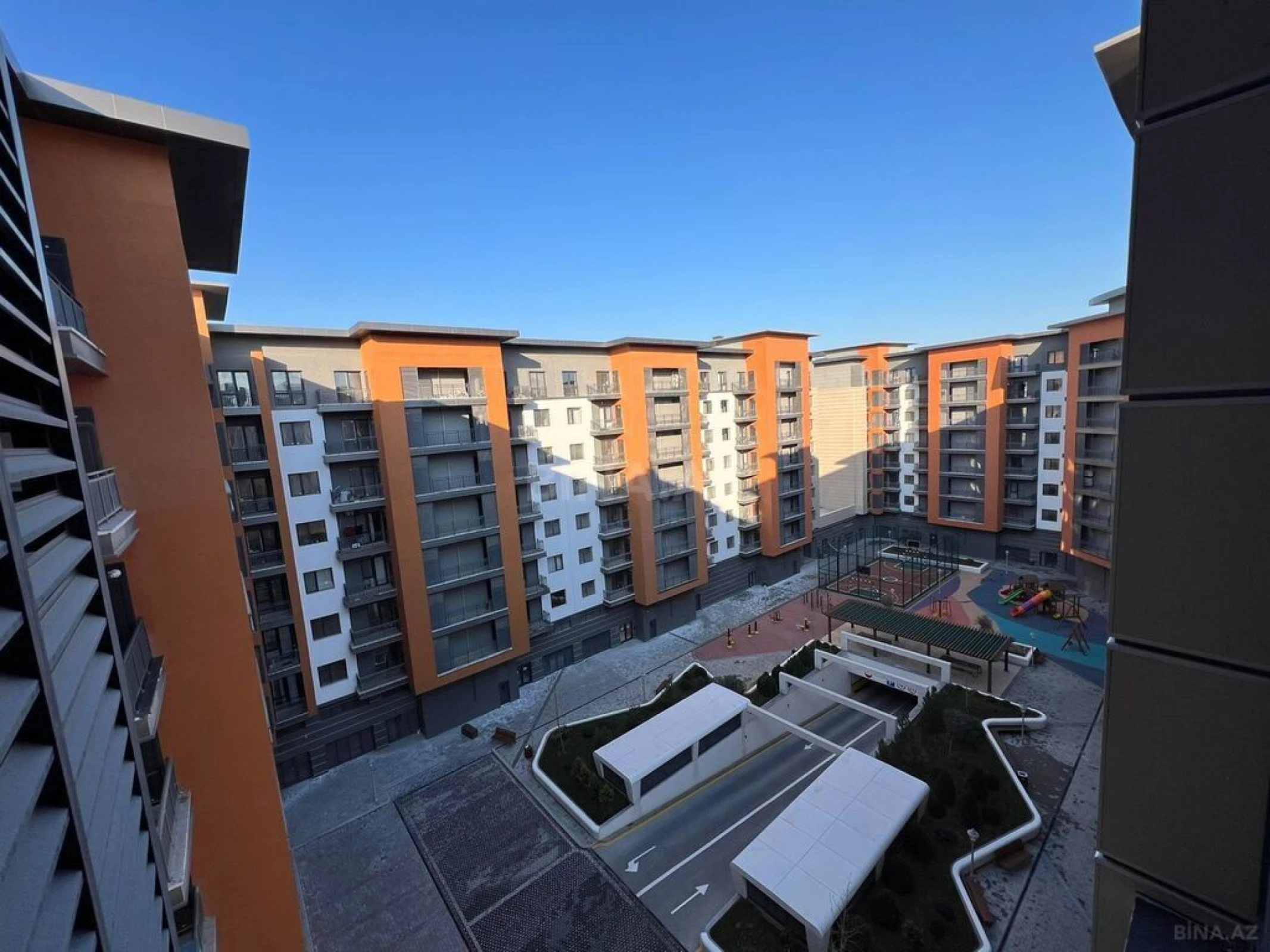 Kirayə verilir 3 otaqlı mənzil 100 m²