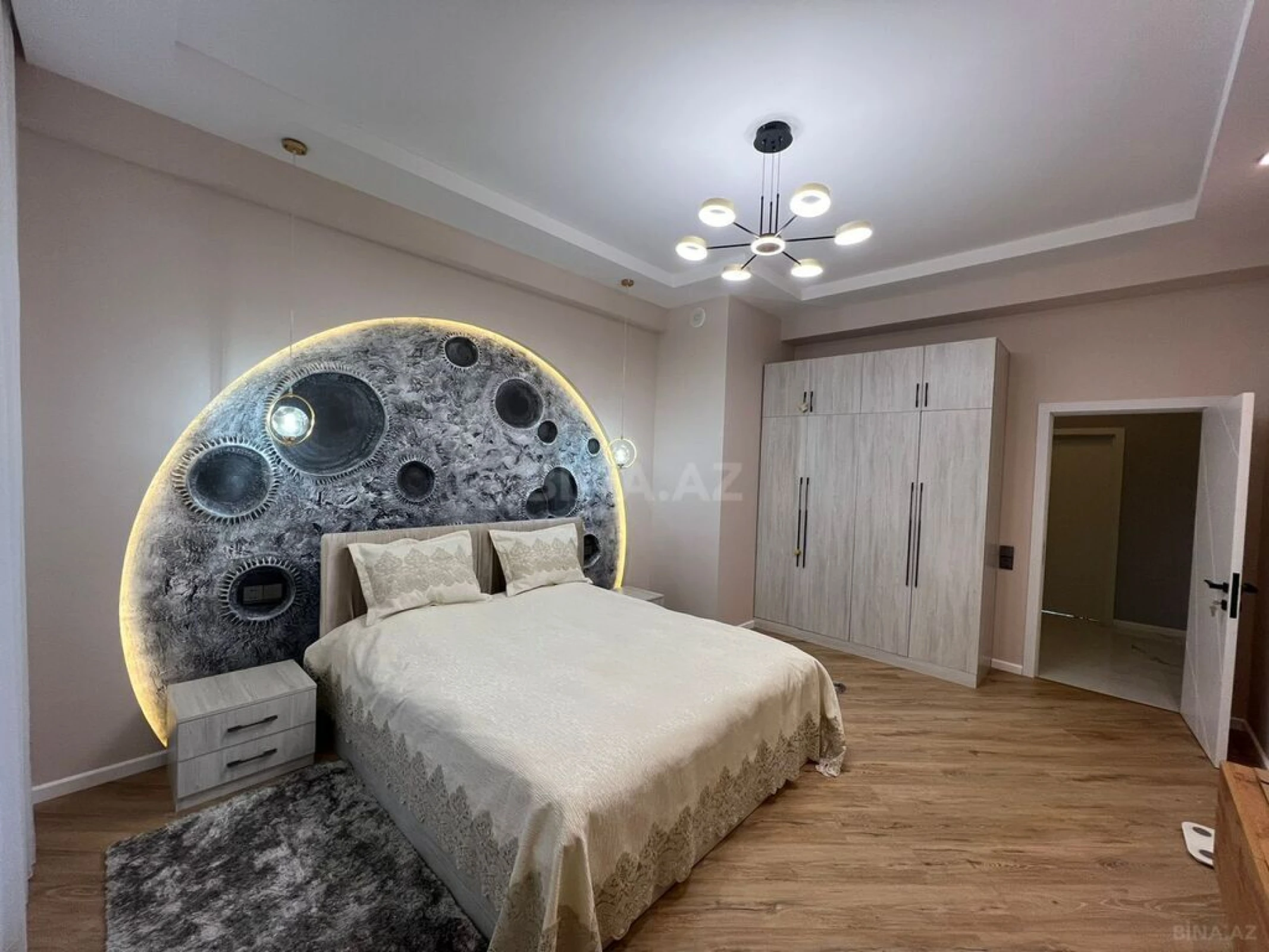 Kirayə verilir 3 otaqlı mənzil 100 m²