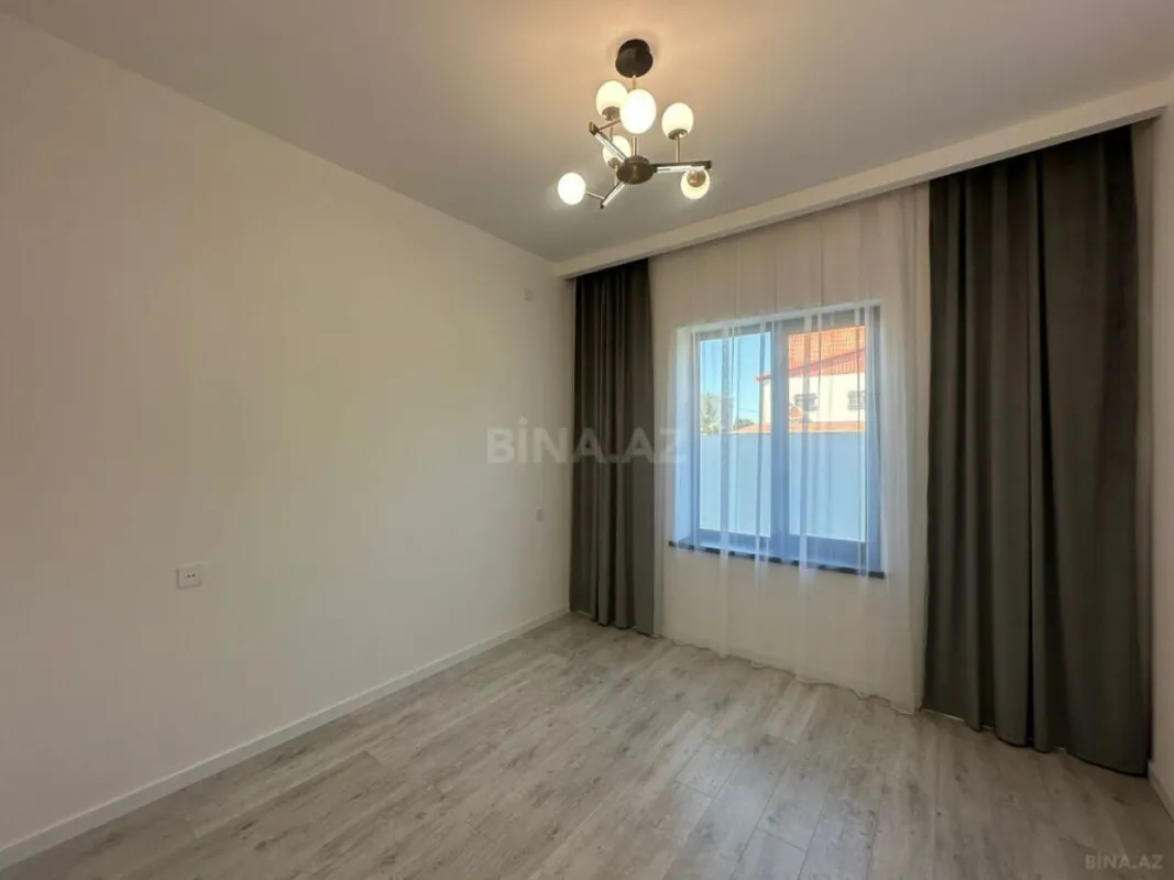 Satılır 4 otaqlı həyət evi 150 m²