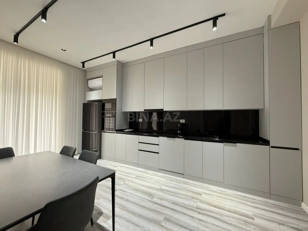 Satılır 2 otaqlı mənzil 90 m²