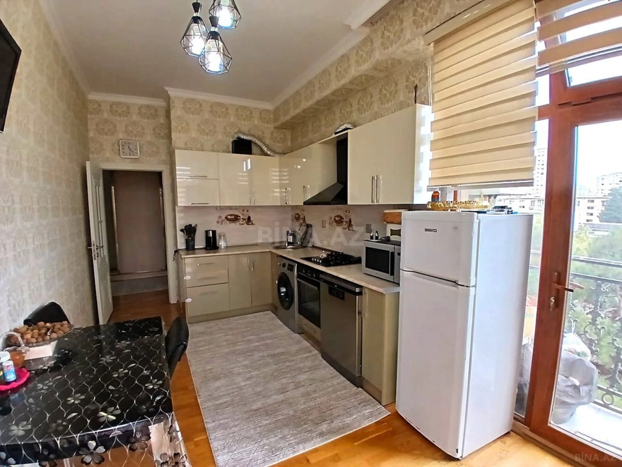 Satılır 3 otaqlı mənzil 103.3 m²