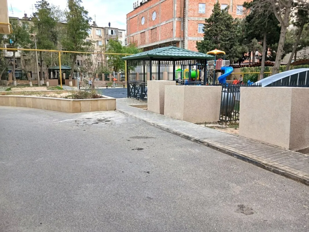 Satılır 3 otaqlı mənzil 103.3 m²