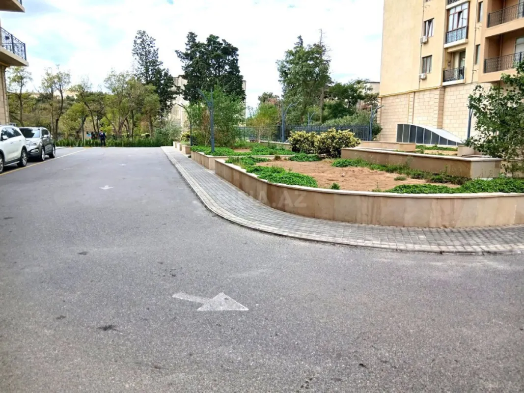 Satılır 3 otaqlı mənzil 103.3 m²