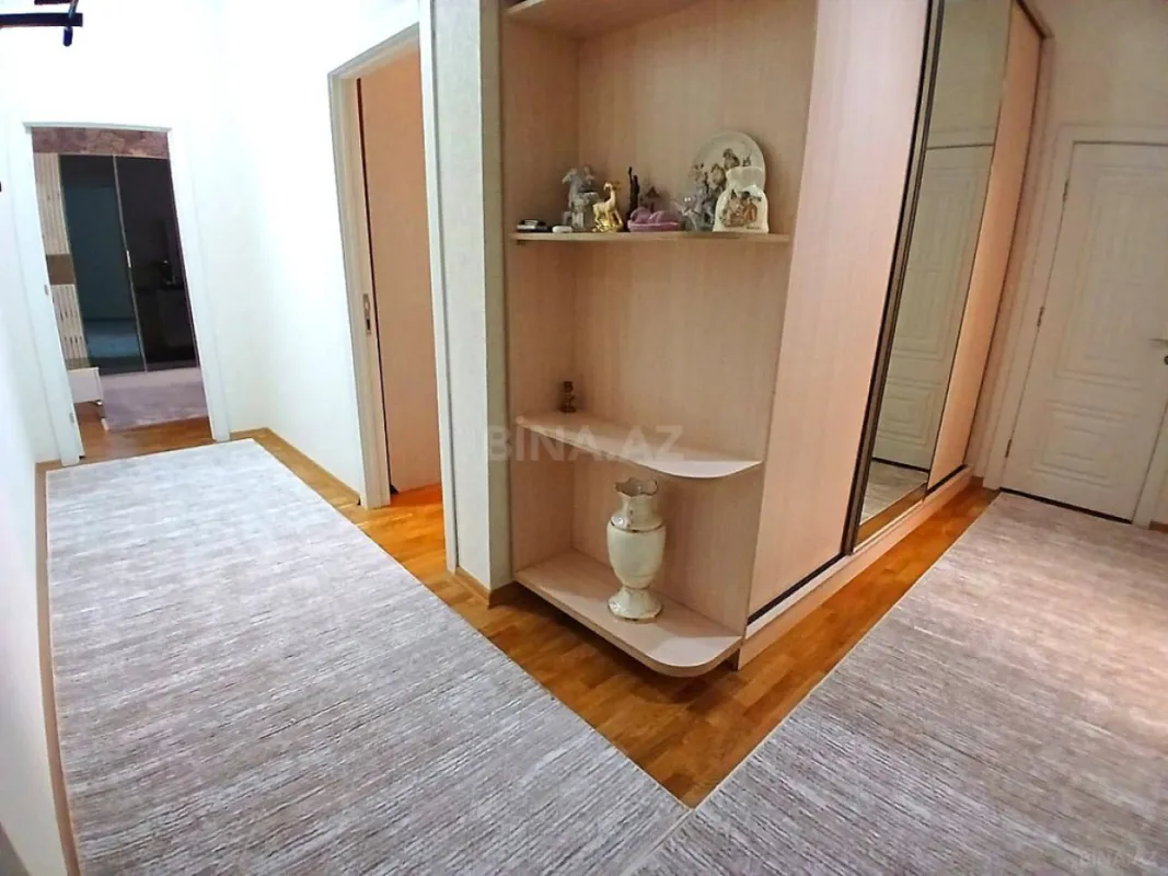 Satılır 3 otaqlı mənzil 103.3 m²