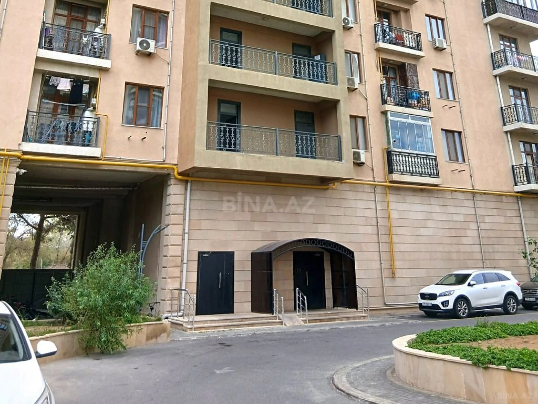 Satılır 3 otaqlı mənzil 103.3 m²