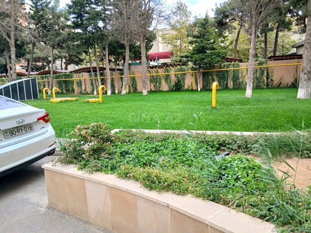 Satılır 3 otaqlı mənzil 103.3 m²