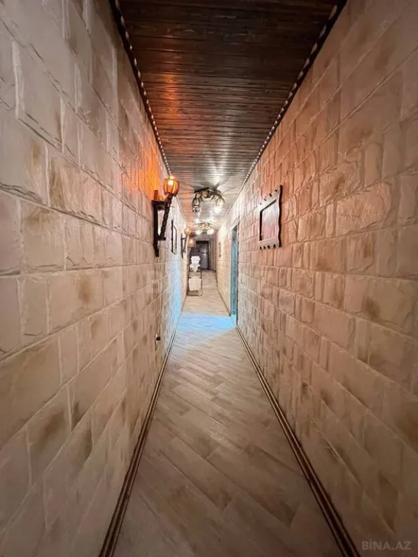 Satılır 7 otaqlı həyət evi 760 m²