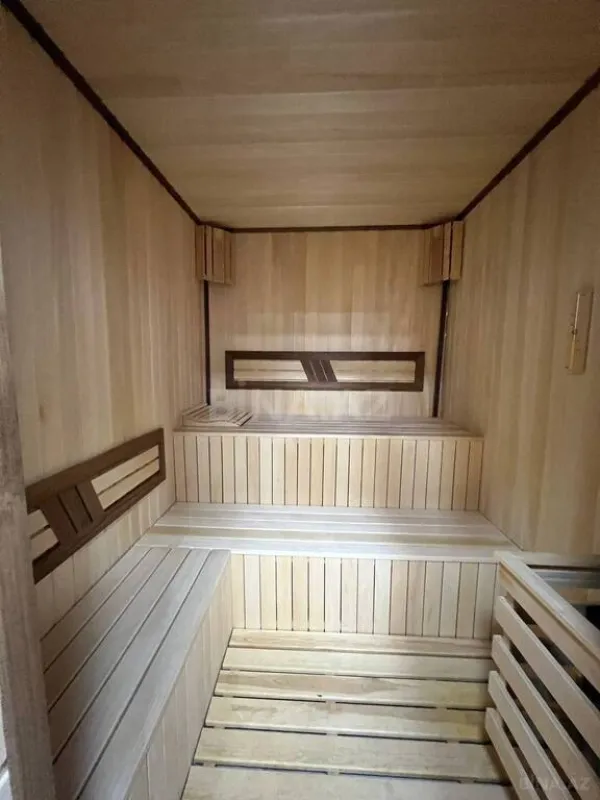 Satılır 7 otaqlı həyət evi 760 m²