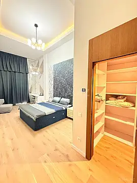 Satılır 2 otaqlı mənzil 100 m²