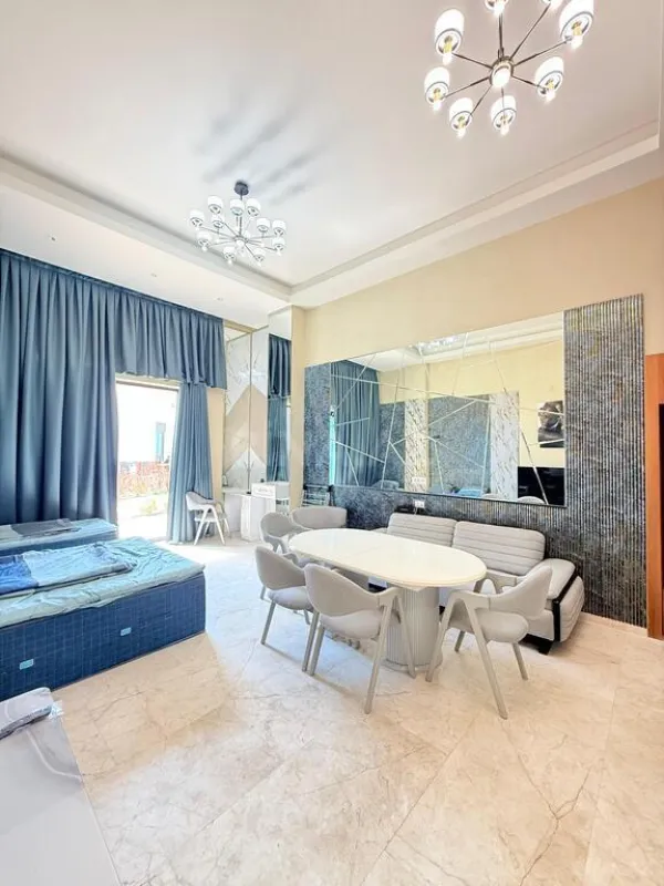 Satılır 2 otaqlı mənzil 100 m²