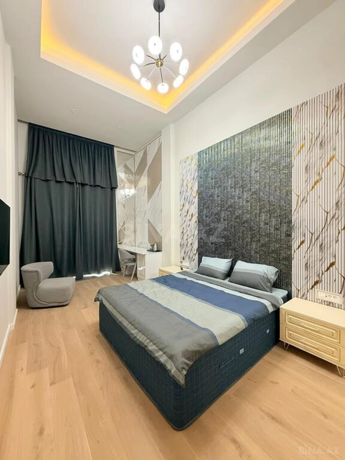 Satılır 2 otaqlı mənzil 100 m²