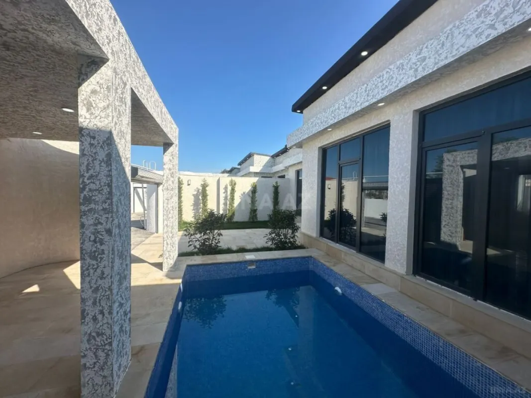 Satılır 4 otaqlı həyət evi 140 m²