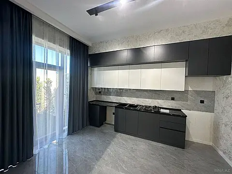 Satılır 4 otaqlı həyət evi 140 m²