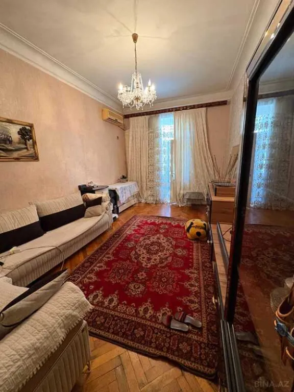 Satılır 3 otaqlı mənzil 90 m²