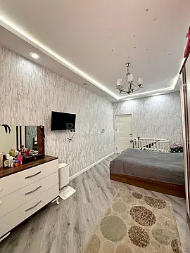 Satılır 3 otaqlı mənzil 82 m²