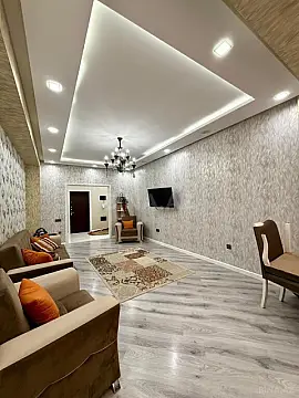 Satılır 3 otaqlı mənzil 82 m²