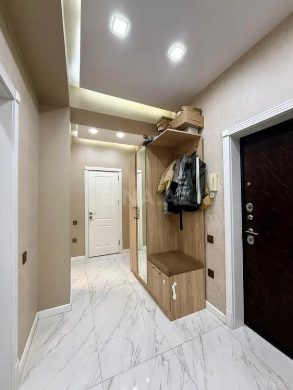 Satılır 3 otaqlı mənzil 82 m²