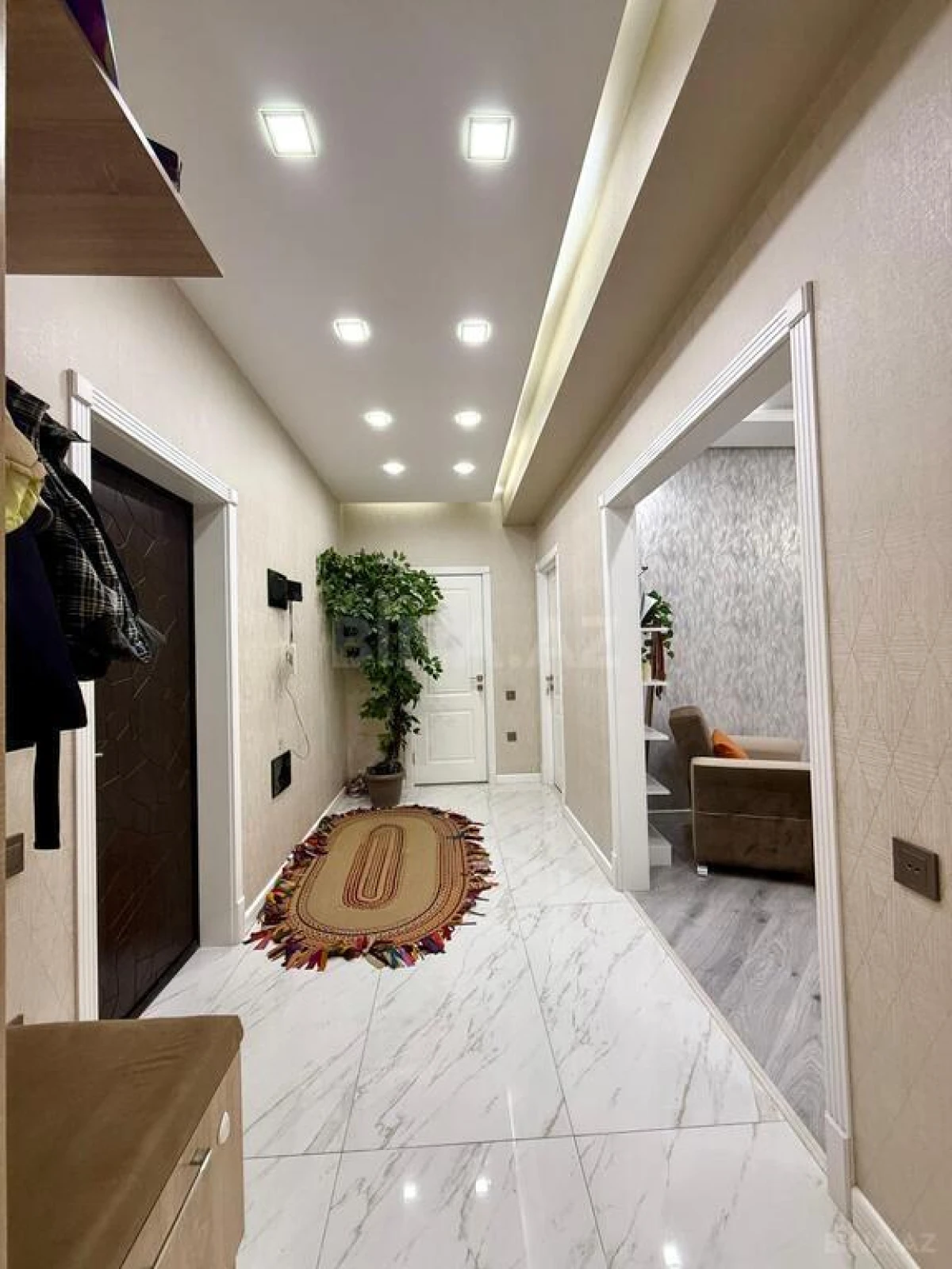 Satılır 3 otaqlı mənzil 82 m²