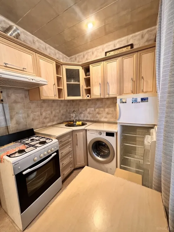 Satılır 2 otaqlı mənzil 50 m²