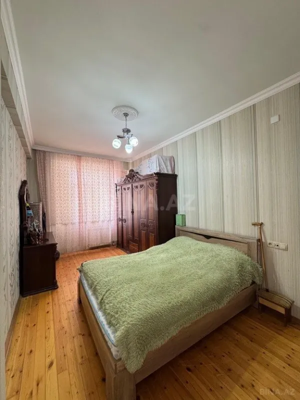 Satılır 3 otaqlı mənzil 105 m²