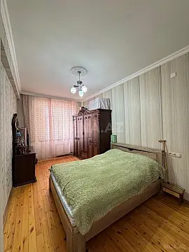 Satılır 3 otaqlı mənzil 105 m²