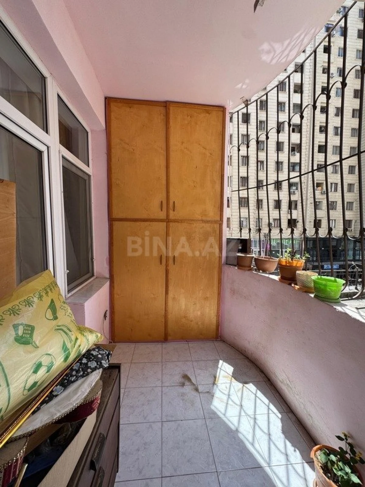Satılır 3 otaqlı mənzil 105 m²