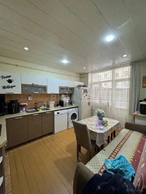 Satılır 3 otaqlı mənzil 105 m²