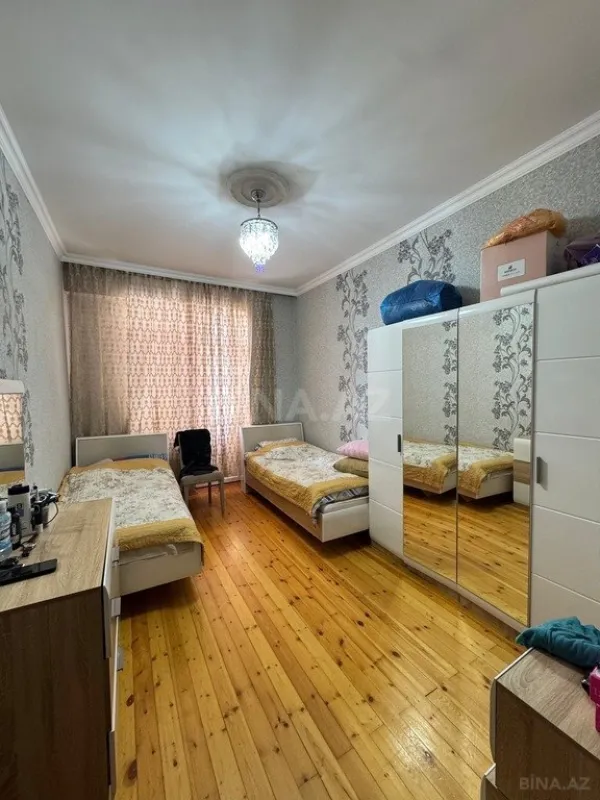 Satılır 3 otaqlı mənzil 105 m²