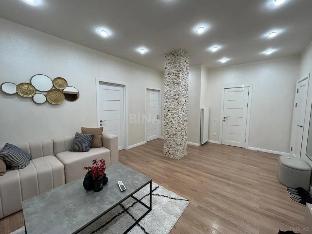 Satılır 3 otaqlı mənzil 86 m²