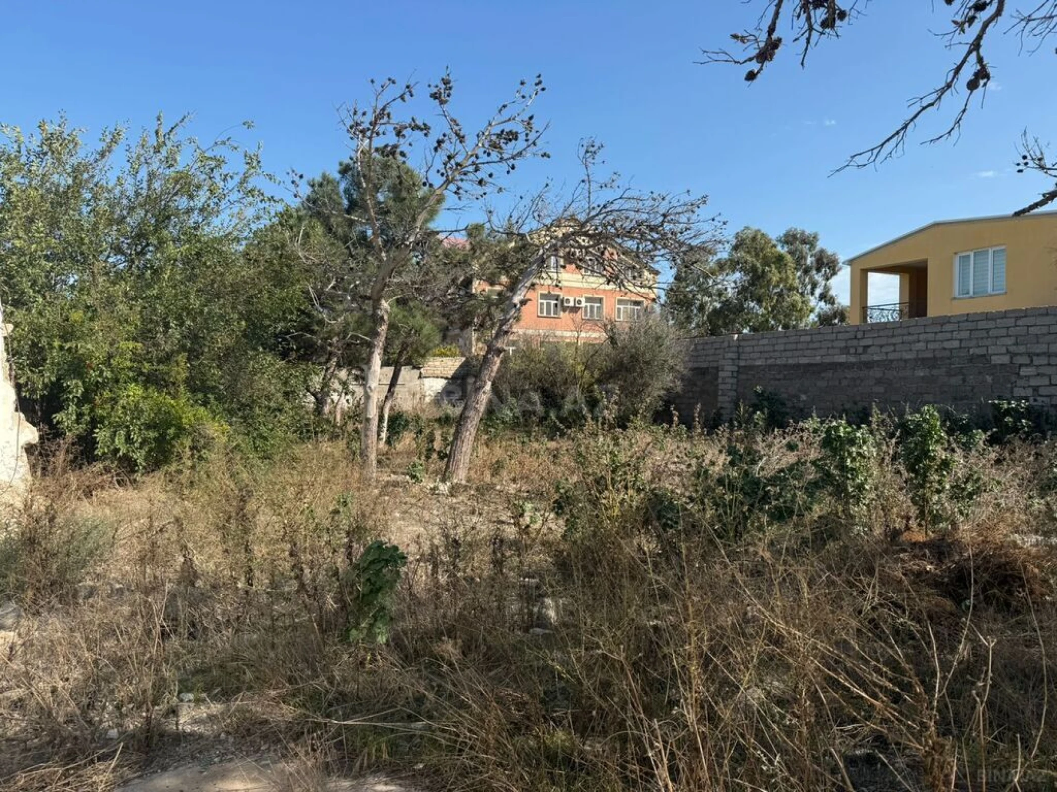 Satılır torpaq sahəsi 12 m²