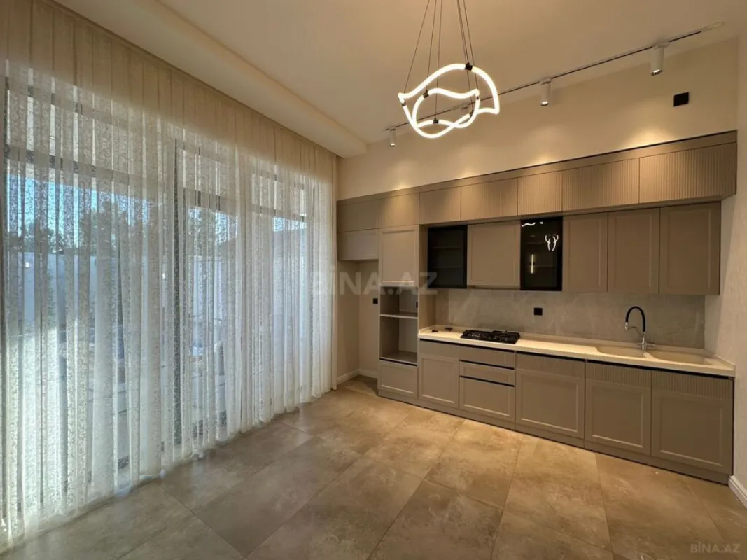 Satılır 4 otaqlı həyət evi 150 m²