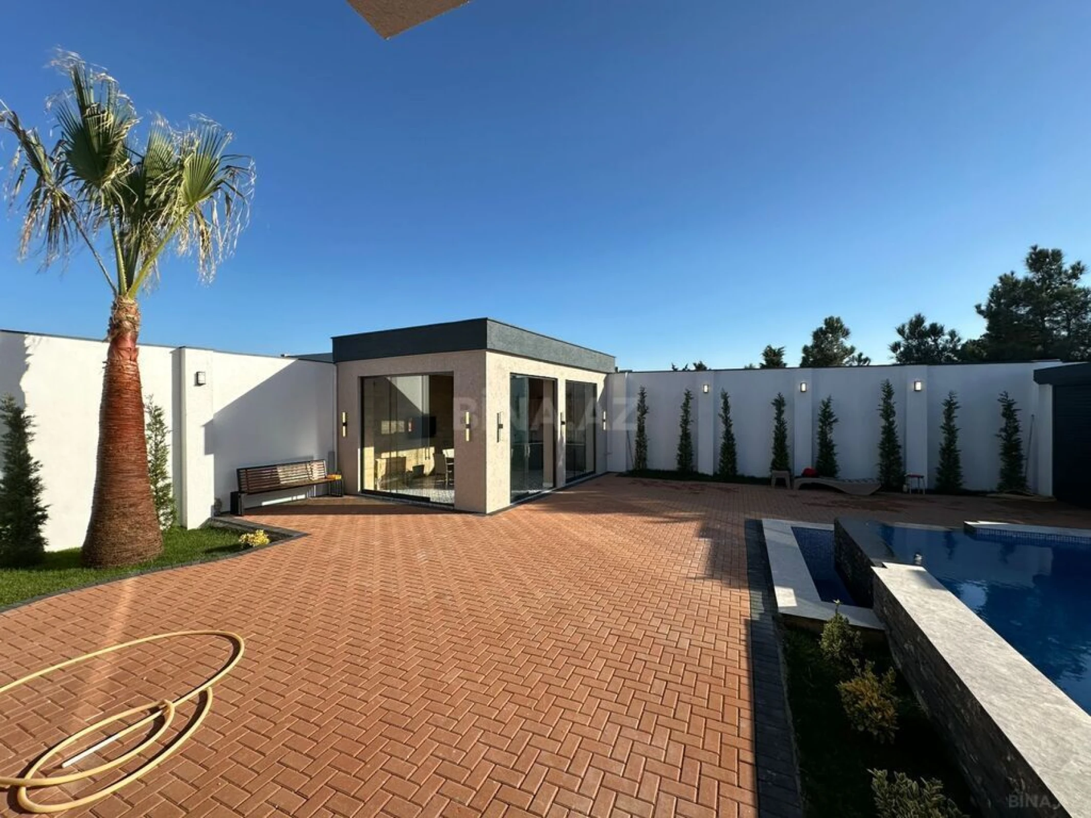 Satılır 4 otaqlı həyət evi 150 m²