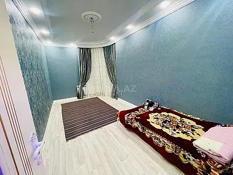 Satılır 3 otaqlı mənzil 136 m²