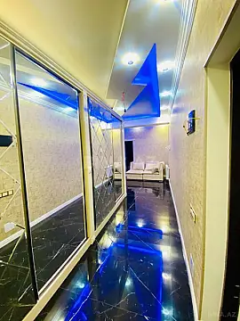 Satılır 3 otaqlı mənzil 136 m²