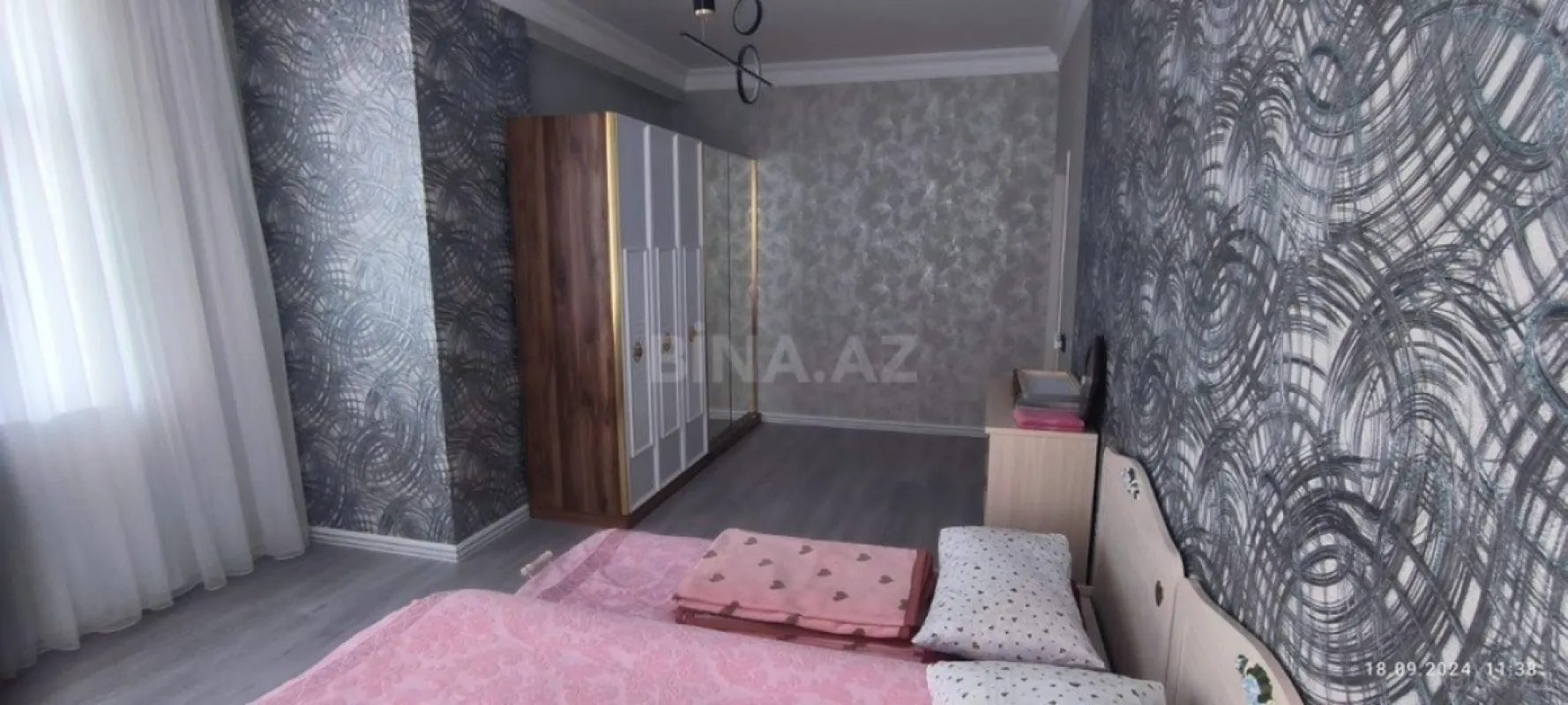 Satılır 3 otaqlı mənzil 160 m²