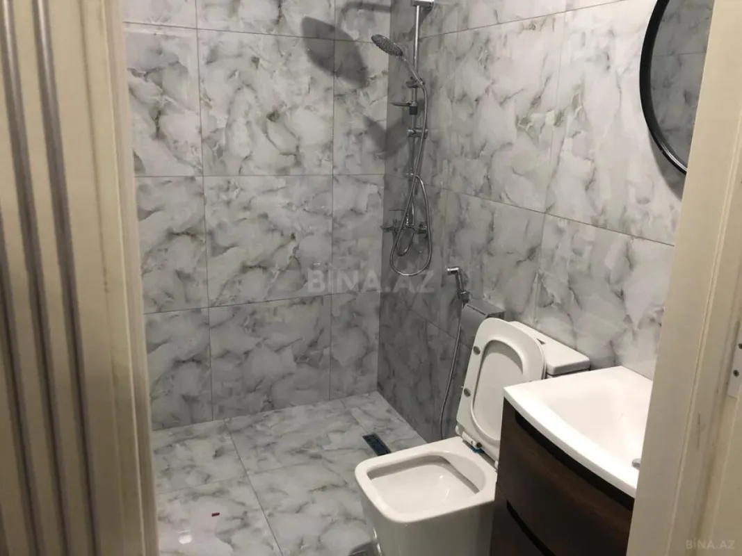 Satılır 3 otaqlı mənzil 160 m²