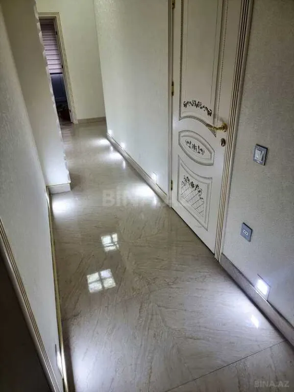 Kirayə verilir 3 otaqlı mənzil 140 m²