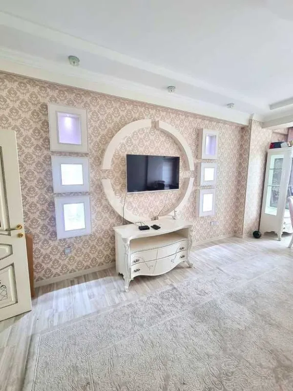 Kirayə verilir 3 otaqlı mənzil 140 m²
