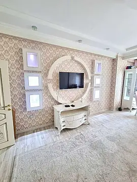 Kirayə verilir 3 otaqlı mənzil 140 m²
