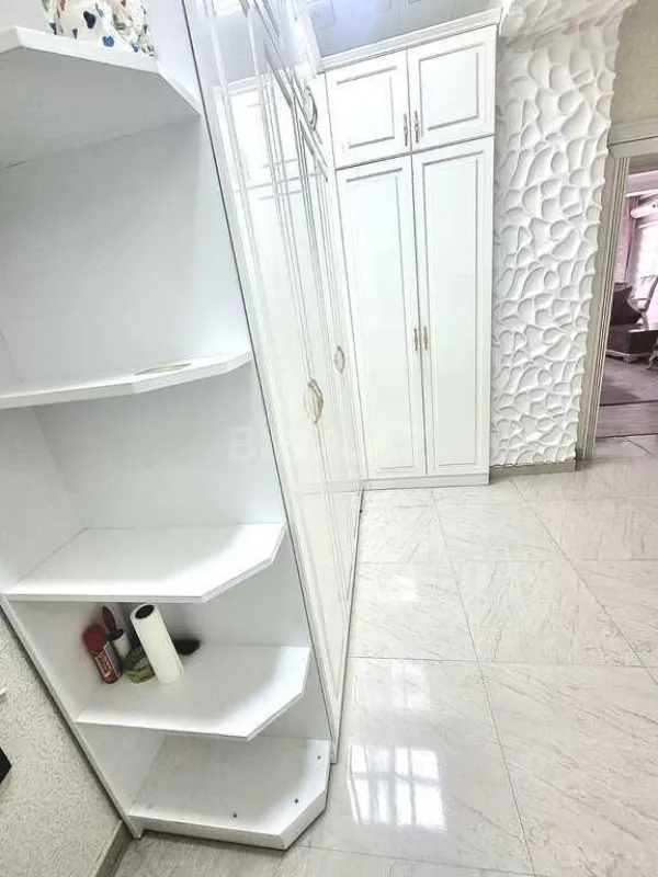 Kirayə verilir 3 otaqlı mənzil 140 m²