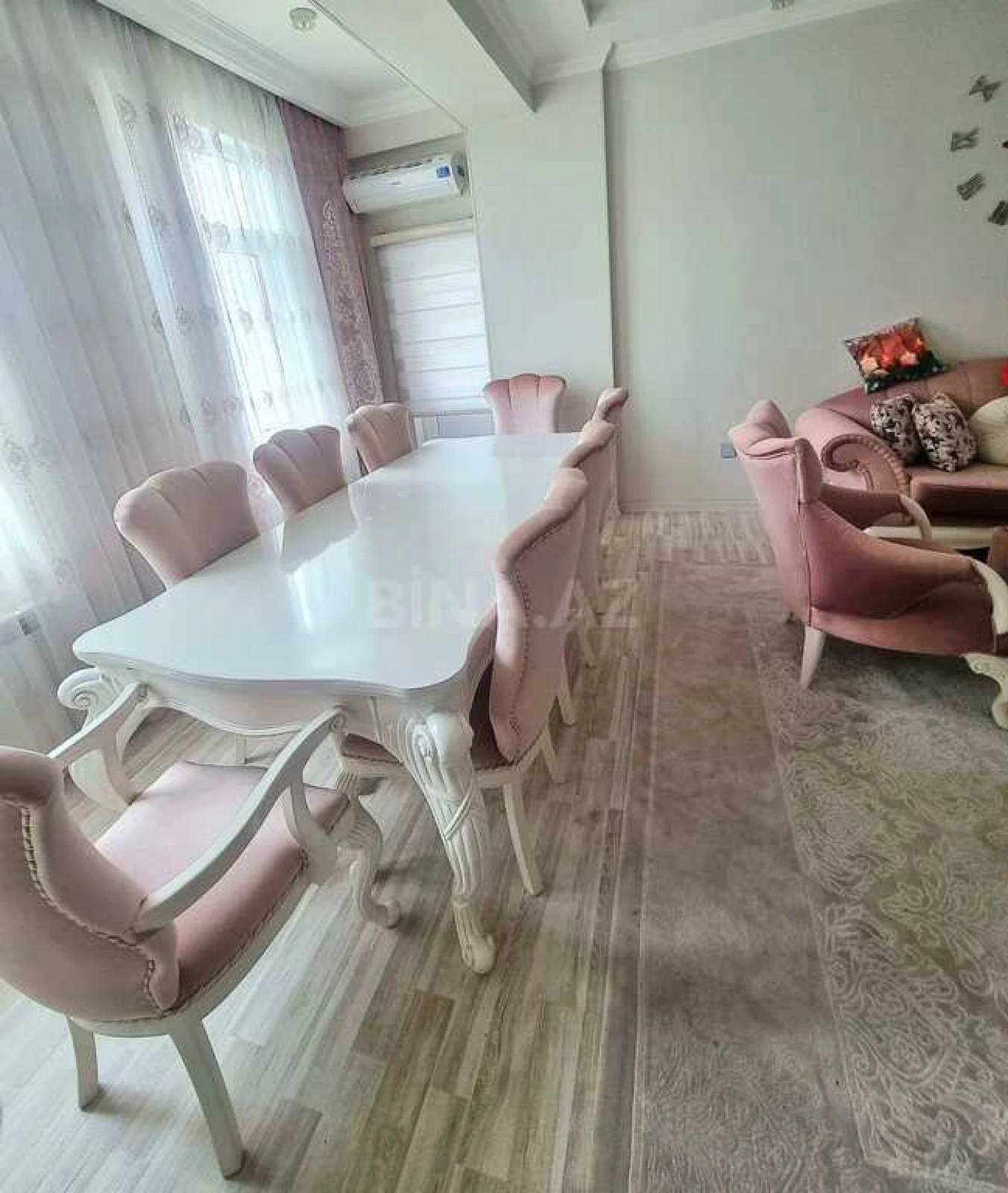 Kirayə verilir 3 otaqlı mənzil 140 m²
