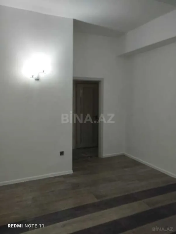 Satılır 2 otaqlı mənzil 115 m²