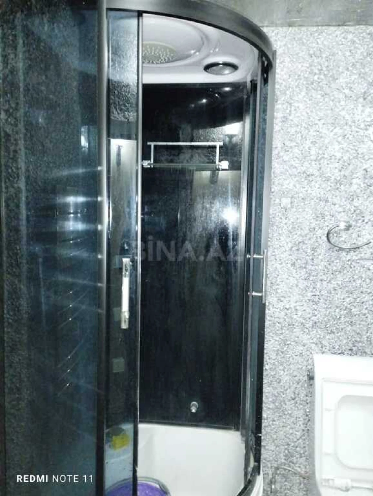 Satılır 2 otaqlı mənzil 115 m²