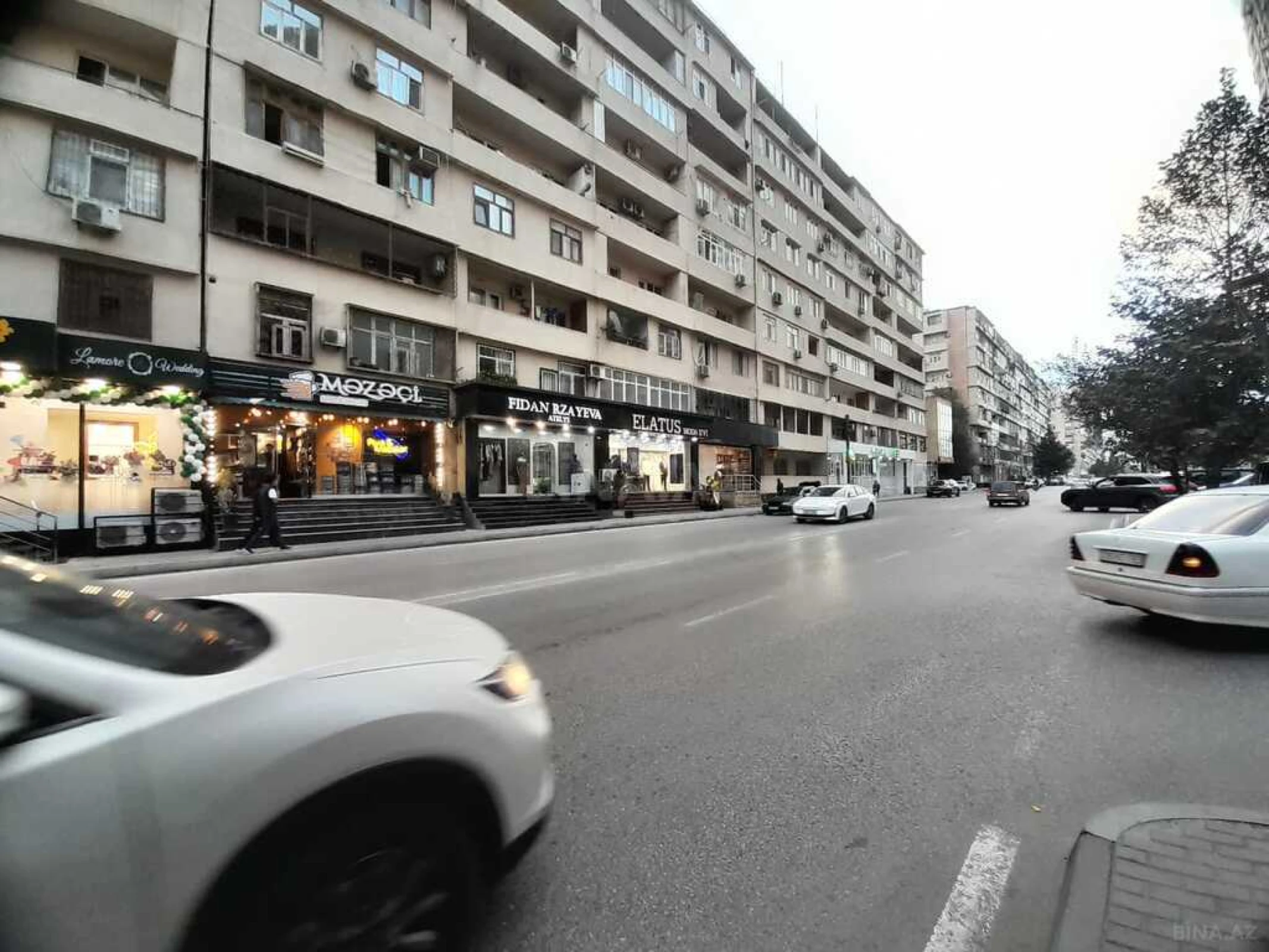 Satılır 3 otaqlı mənzil 100 m²