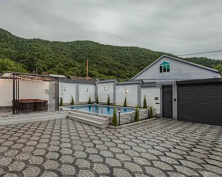 Kirayə verilir 3 otaqlı həyət evi 175 m²